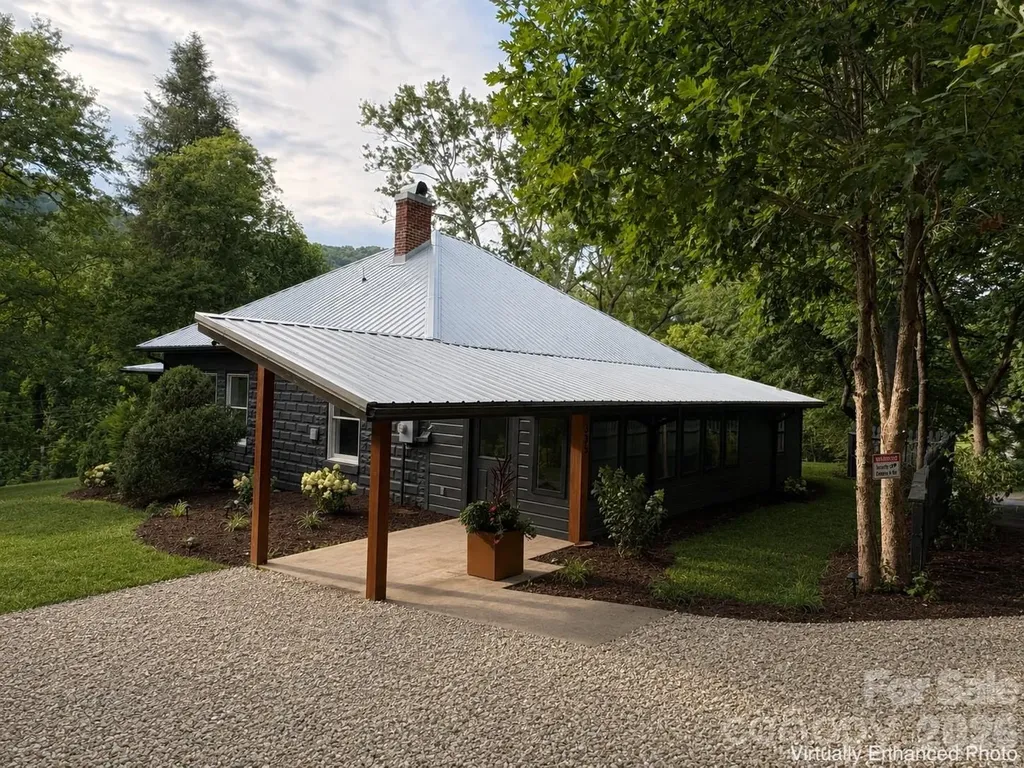 385 Chunns Cove Road Asheville NC 28805