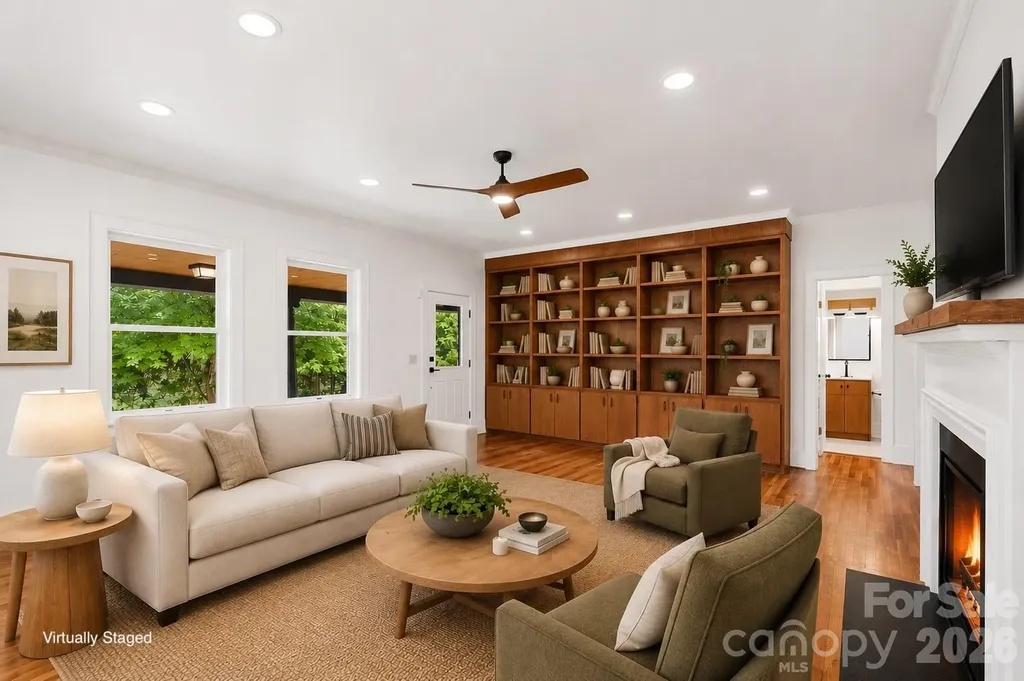 385 Chunns Cove Road Asheville NC 28805