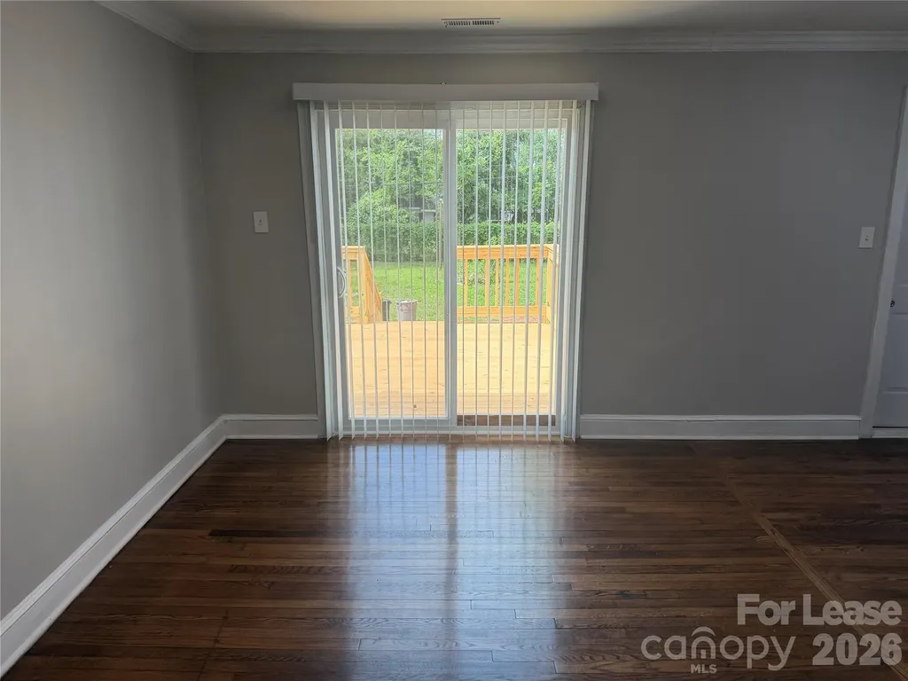 305 Sylvania Avenue Charlotte NC 28206