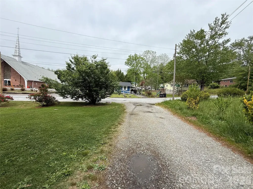 15 Jenkins Row Brevard NC 28712