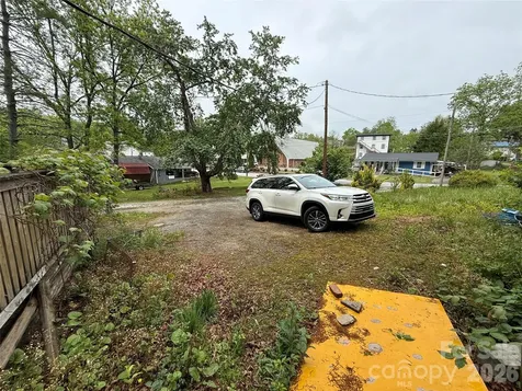 15 Jenkins Row Brevard NC 28712