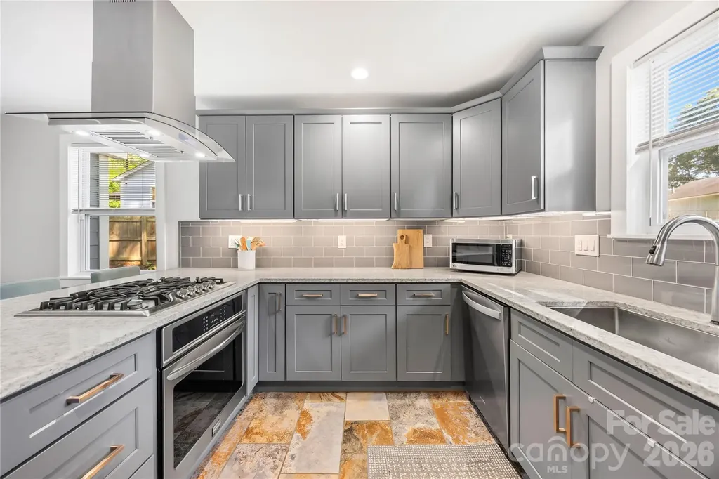 1120 Meadow Lane Charlotte NC 28205