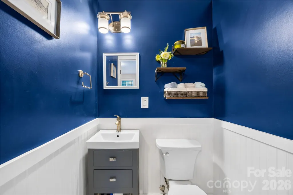 1120 Meadow Lane Charlotte NC 28205