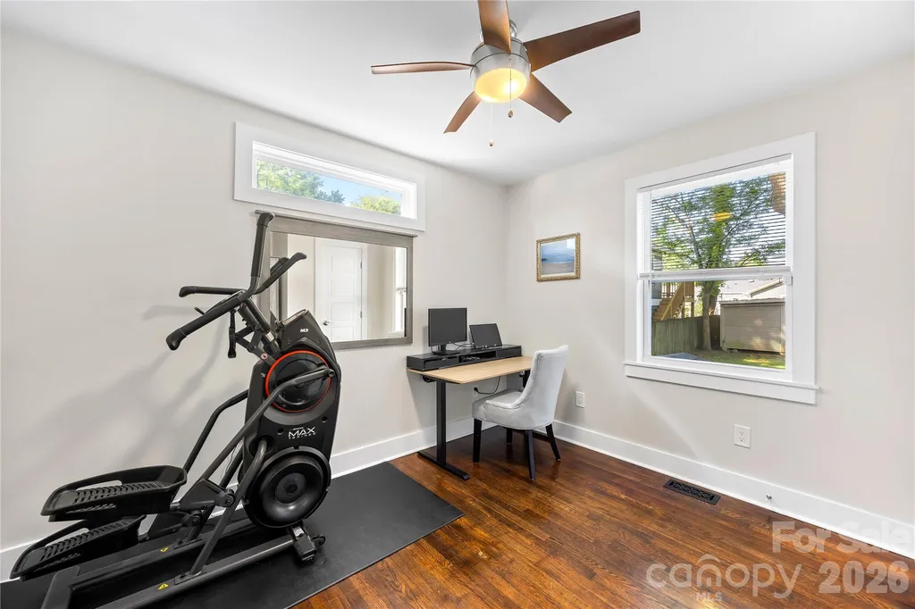 1120 Meadow Lane Charlotte NC 28205