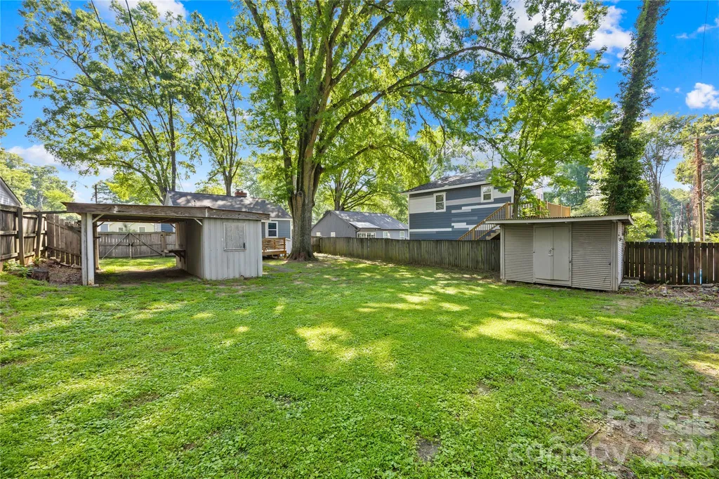 1120 Meadow Lane Charlotte NC 28205