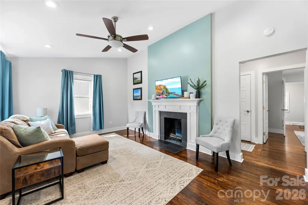 1120 Meadow Lane Charlotte NC 28205