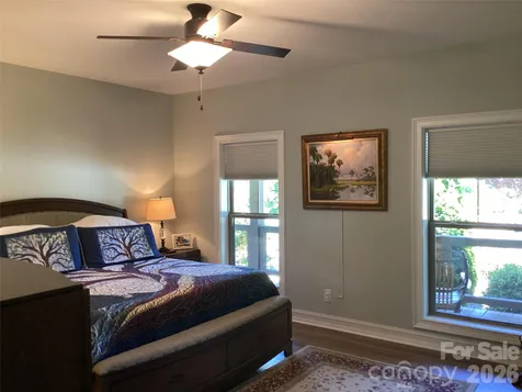 1052 Porter Creek Drive Franklin NC 28734