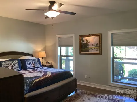 1052 Porter Creek Drive Franklin NC 28734