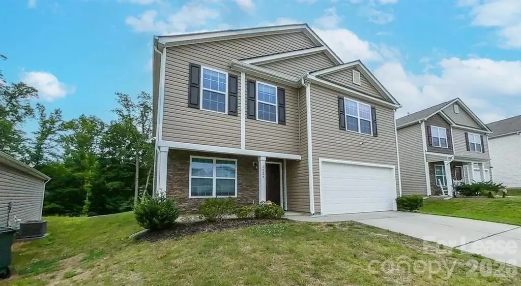 1525 Lilly Springs Place Dallas NC 28034