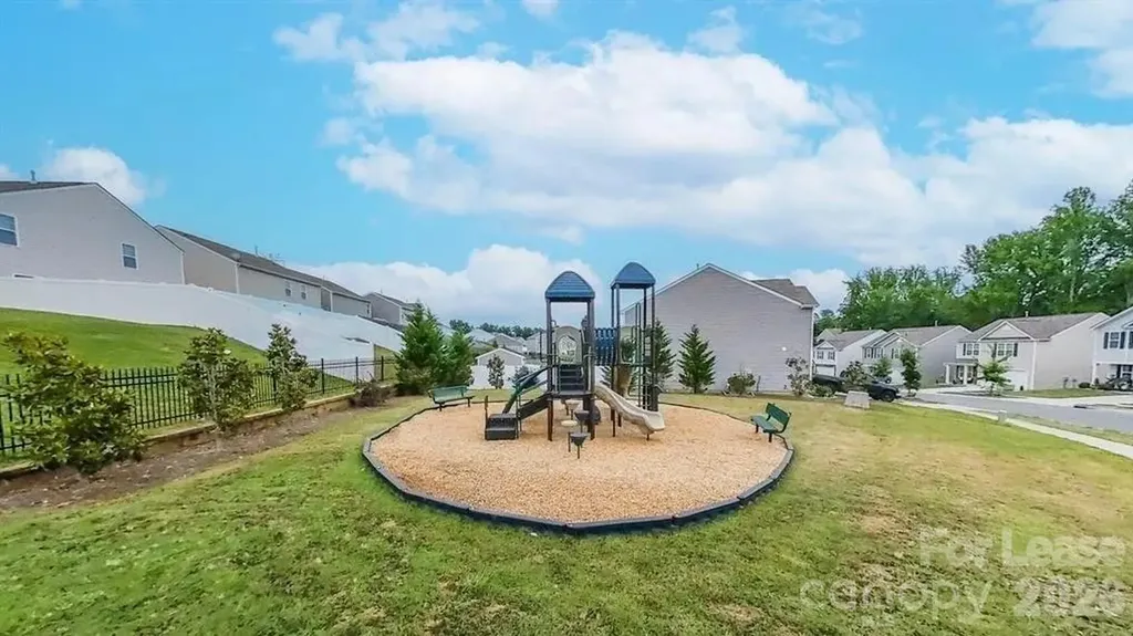 1525 Lilly Springs Place Dallas NC 28034