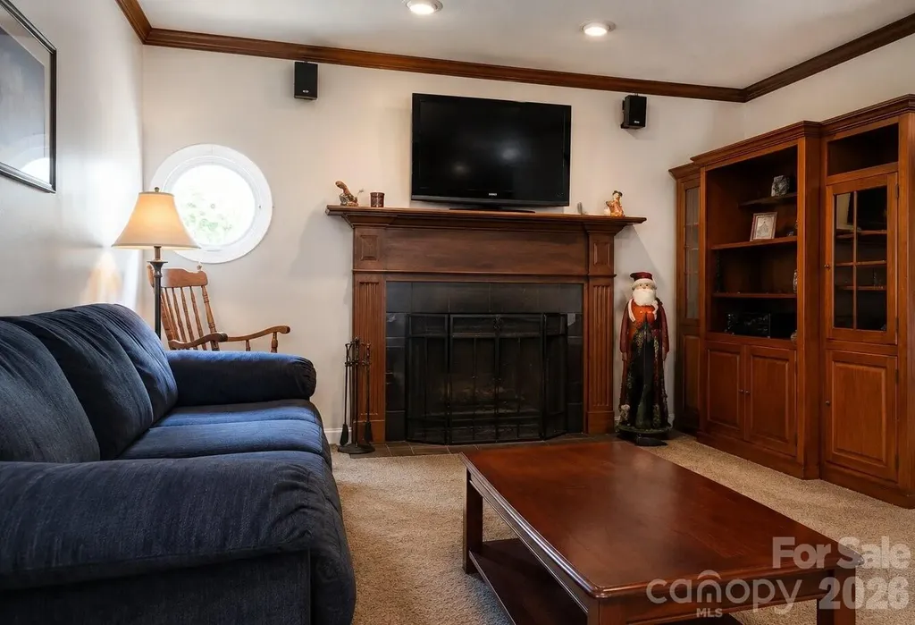 6999 Ingleside Drive Sherrills Ford NC 28673