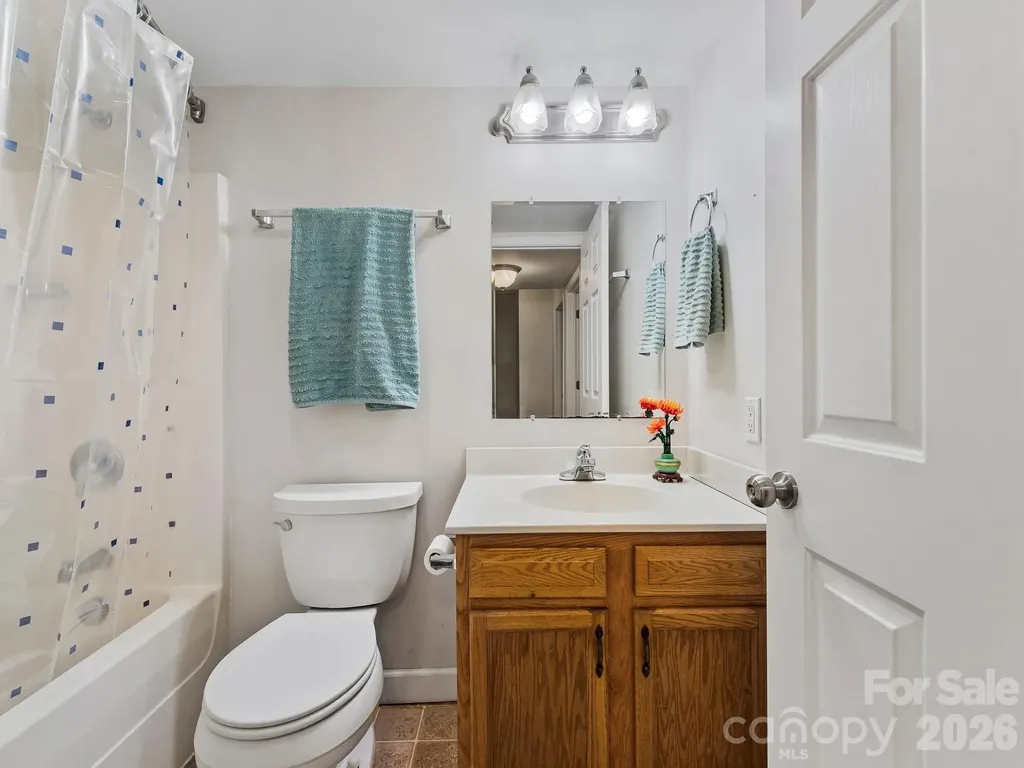 16 Jefferson Drive Asheville NC 28801