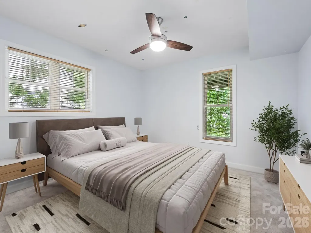 16 Jefferson Drive Asheville NC 28801