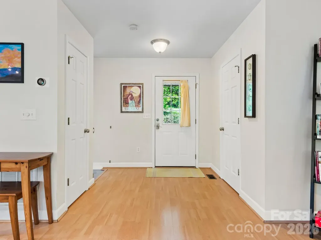 16 Jefferson Drive Asheville NC 28801
