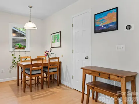 16 Jefferson Drive Asheville NC 28801