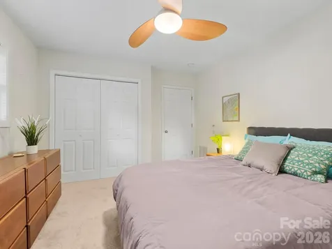 16 Jefferson Drive Asheville NC 28801