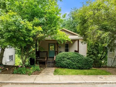 16 Jefferson Drive Asheville NC 28801