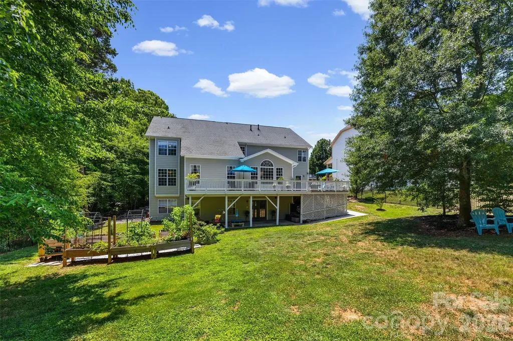 121 Isle Run Drive Mooresville NC 28117
