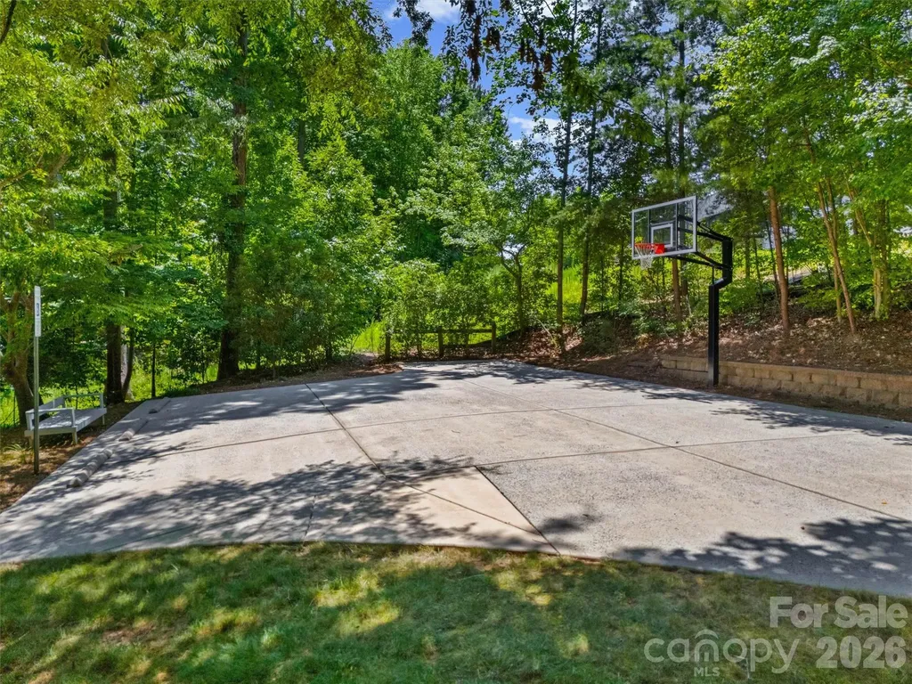 121 Isle Run Drive Mooresville NC 28117