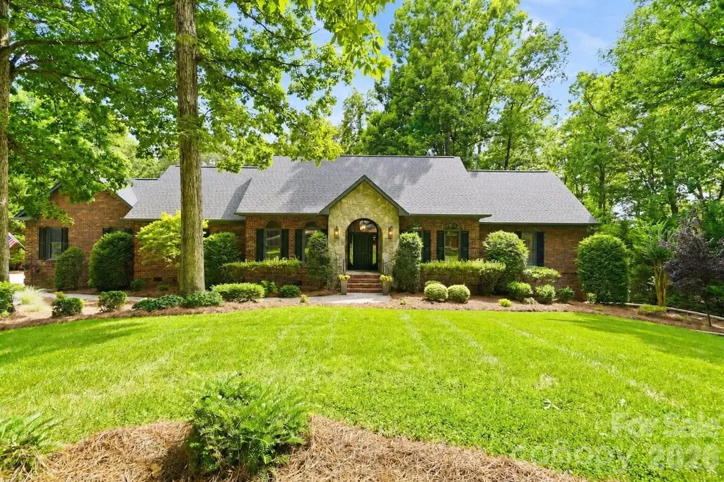 15026 Crooked Branch Lane Charlotte NC 28278