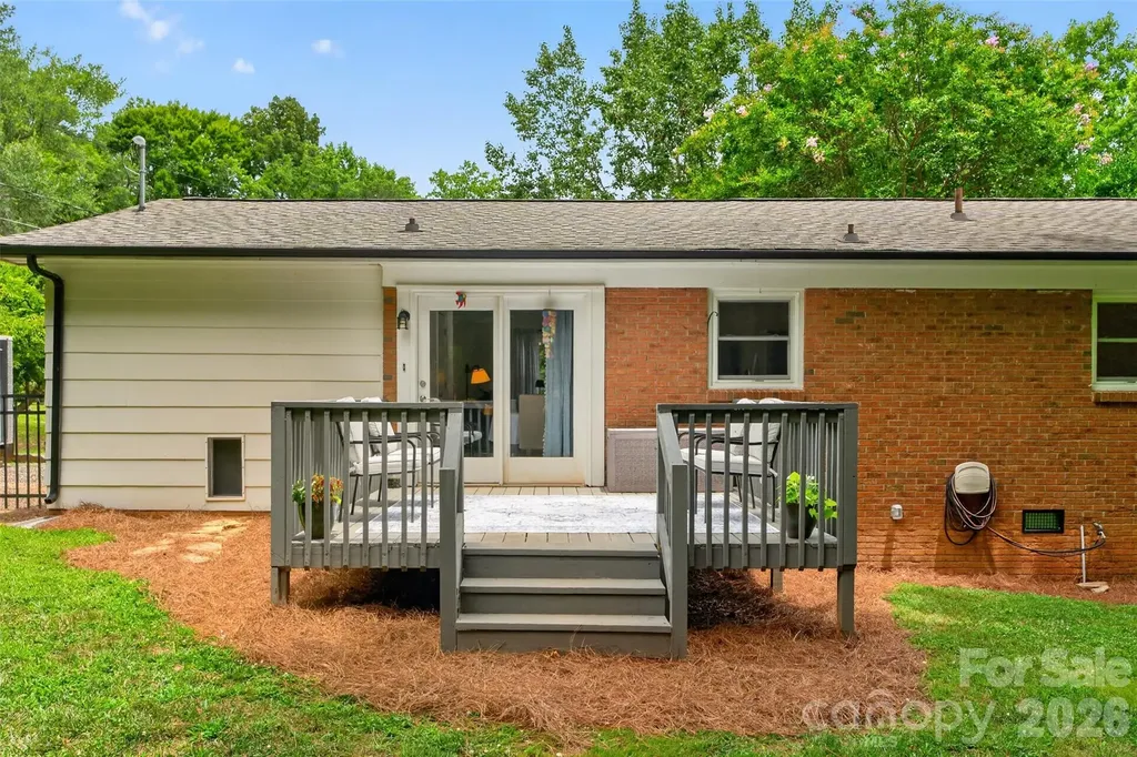 835 Edgewater Drive Belmont NC 28012