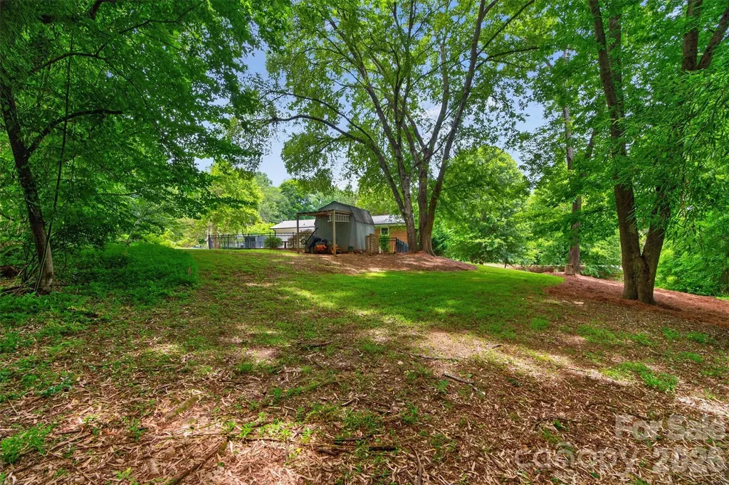 835 Edgewater Drive Belmont NC 28012