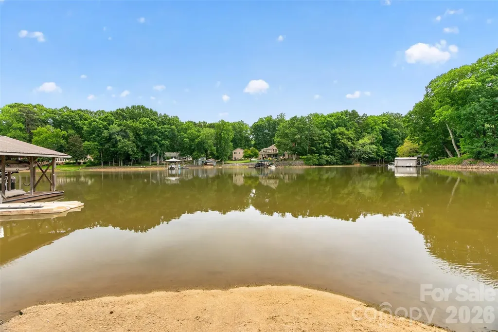 835 Edgewater Drive Belmont NC 28012