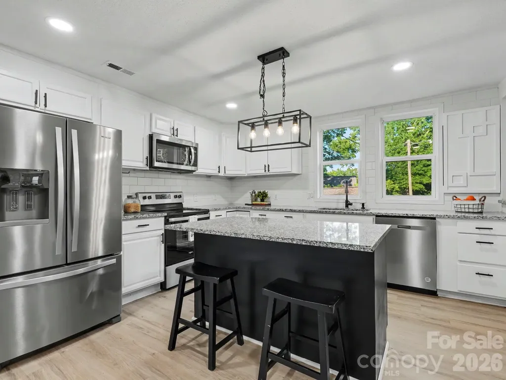 607 Old Charlotte Road SW Concord NC 28027