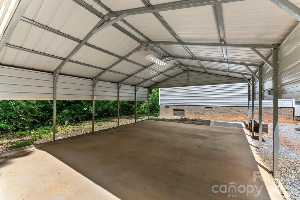 621 Sunset Drive Bessemer City NC 28016