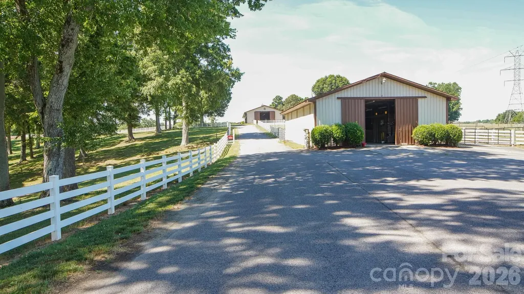 8504 Hampton Road Clemmons NC 27012