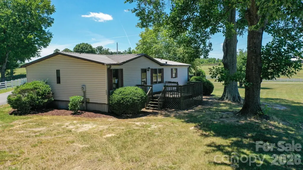 8504 Hampton Road Clemmons NC 27012
