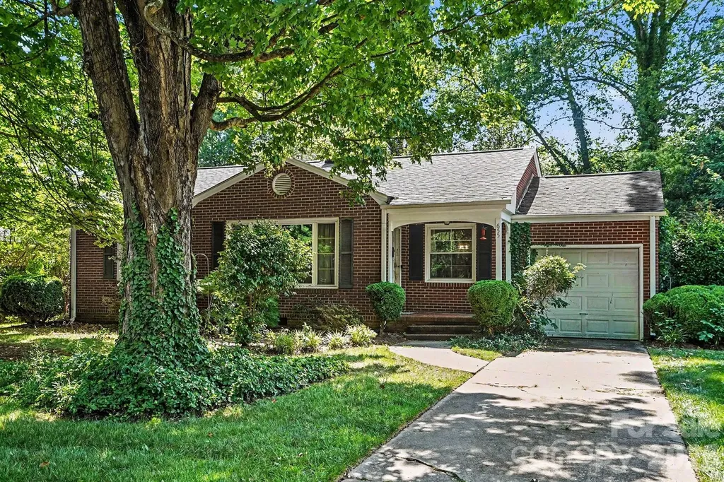655 N 7th Street Albemarle NC 28001