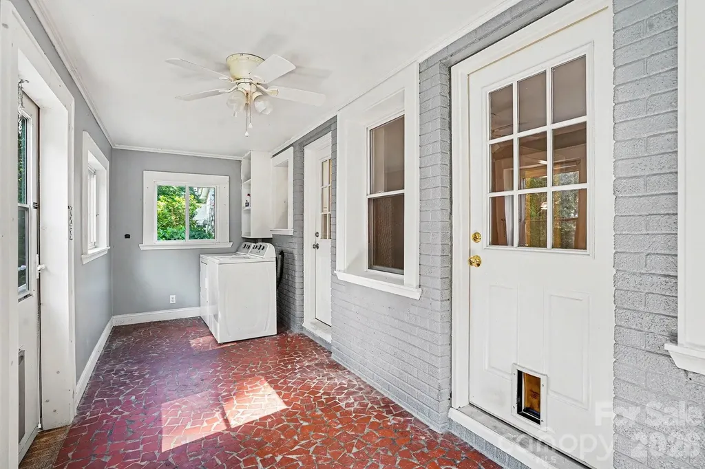 655 N 7th Street Albemarle NC 28001