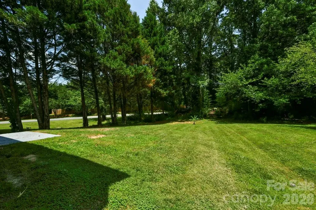8406 Bedford Green Lane Charlotte NC 28215