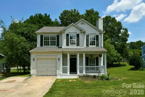 8406 Bedford Green Lane Charlotte NC 28215