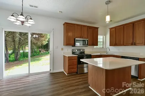 8406 Bedford Green Lane Charlotte NC 28215
