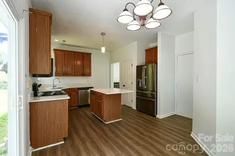 8406 Bedford Green Lane Charlotte NC 28215
