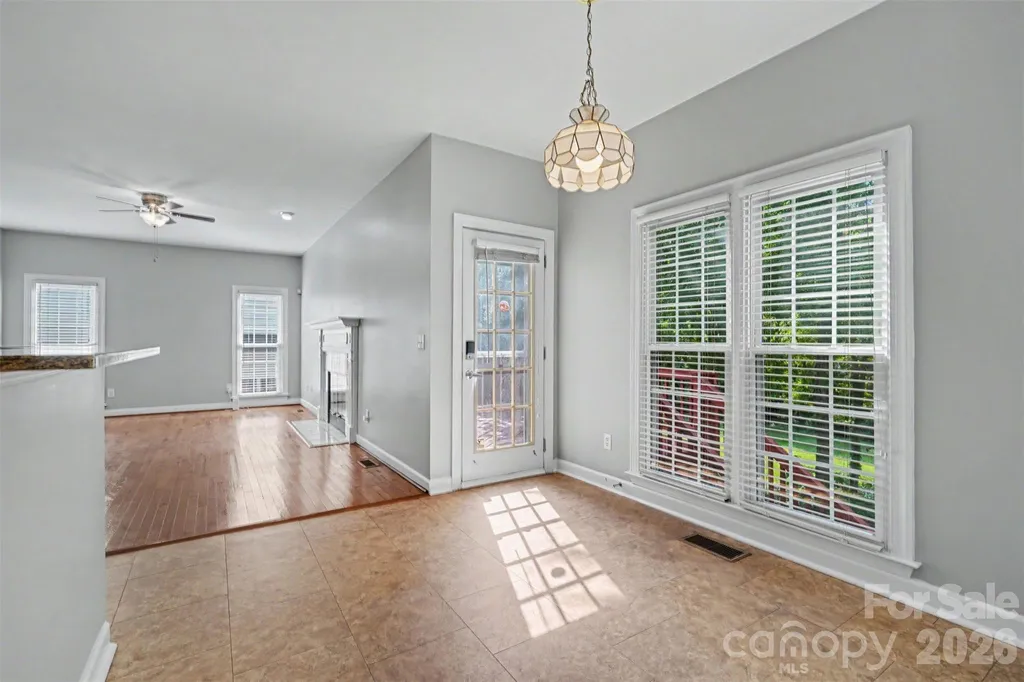 5917 Nuthatch Court Charlotte NC 28277