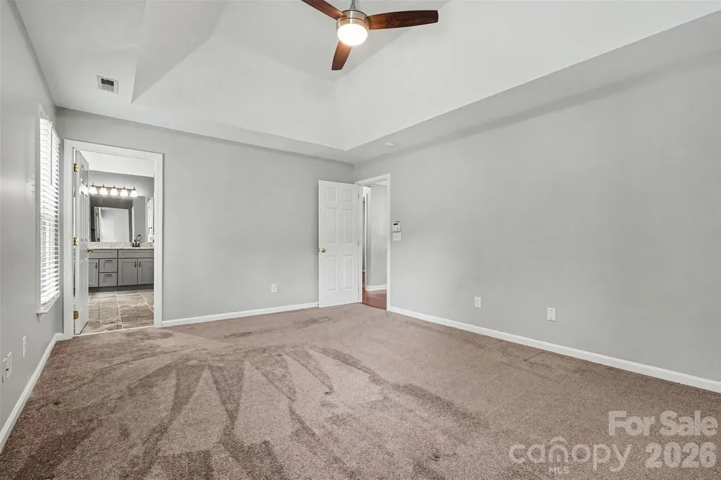 5917 Nuthatch Court Charlotte NC 28277