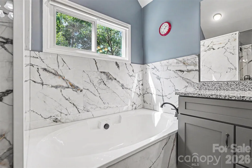 5917 Nuthatch Court Charlotte NC 28277