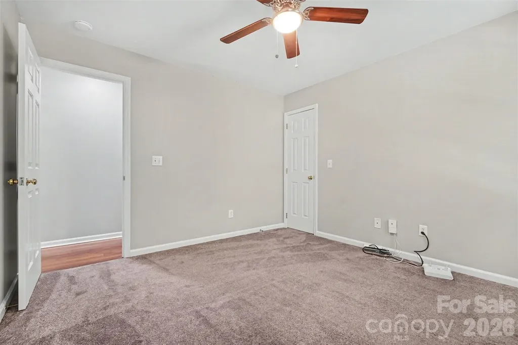 5917 Nuthatch Court Charlotte NC 28277