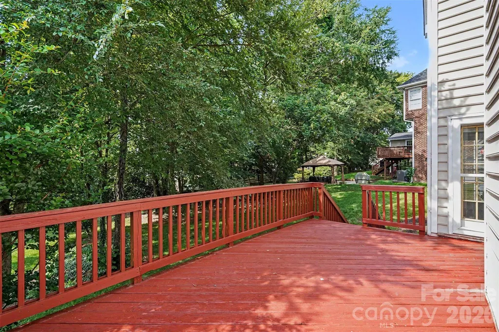 5917 Nuthatch Court Charlotte NC 28277