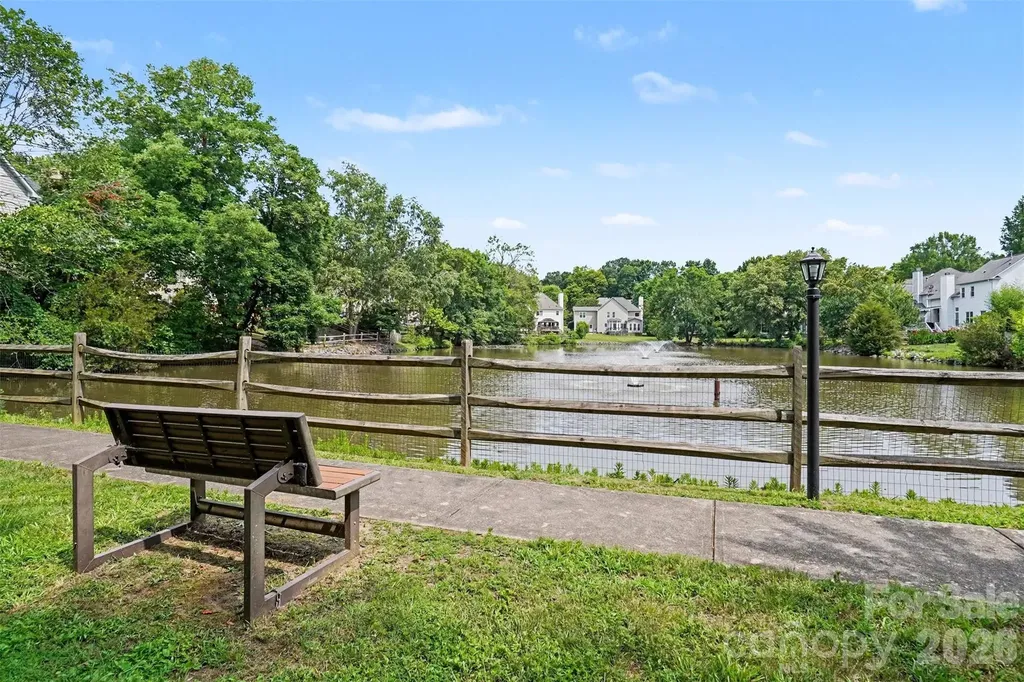 5917 Nuthatch Court Charlotte NC 28277