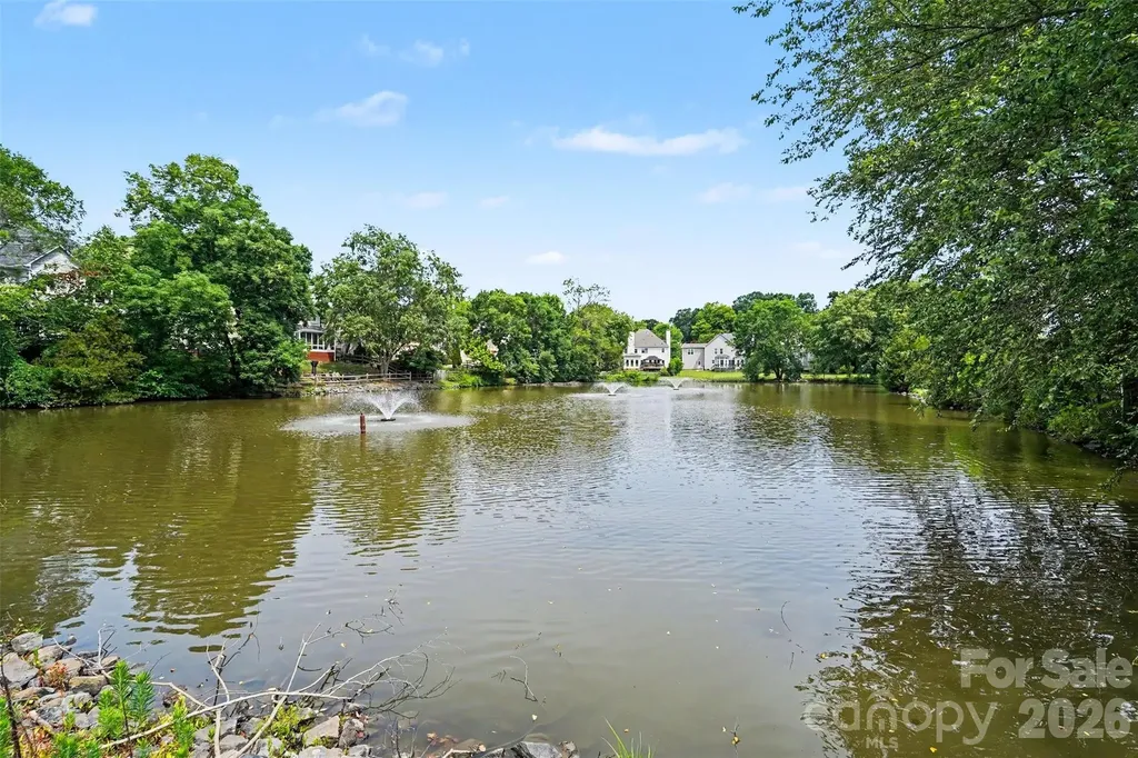 5917 Nuthatch Court Charlotte NC 28277