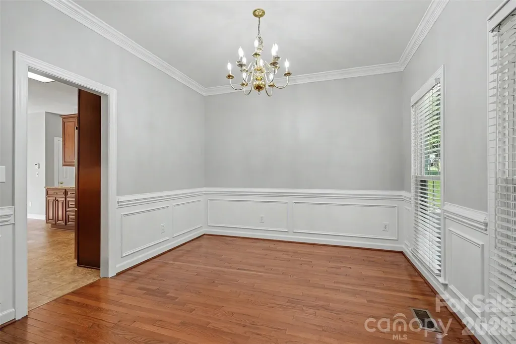 5917 Nuthatch Court Charlotte NC 28277