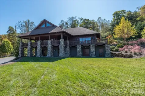 46 Settings Boulevard Black Mountain NC 28711
