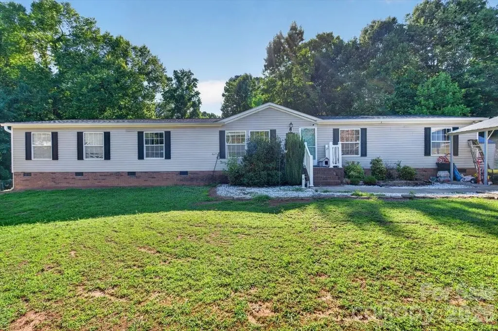 140 Teak Drive Statesville NC 28625