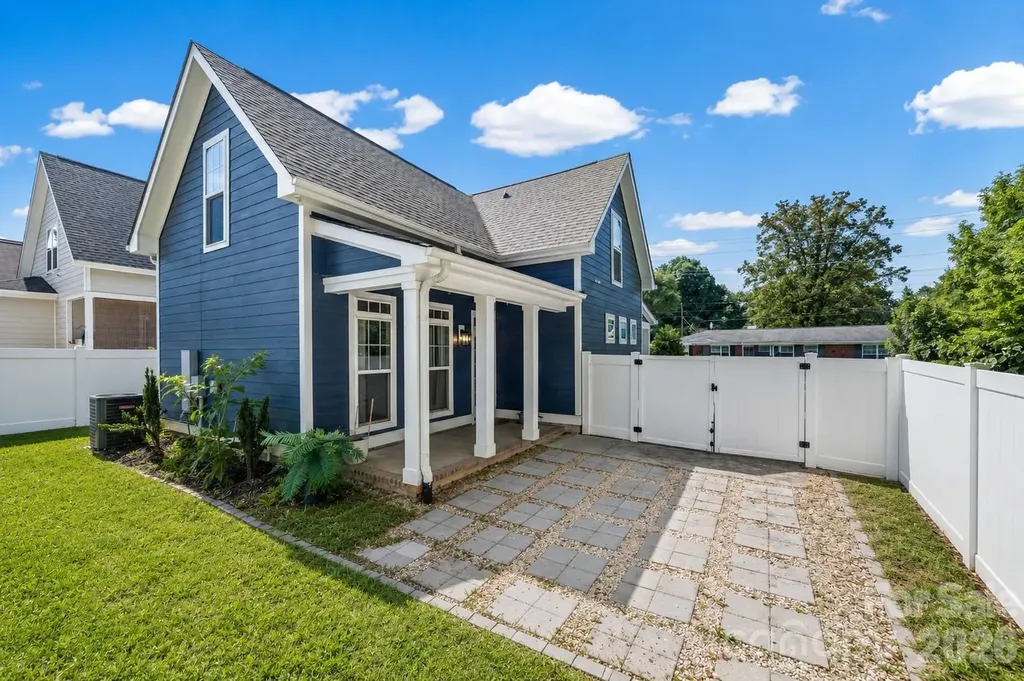 1512 Norris Avenue Charlotte NC 28206