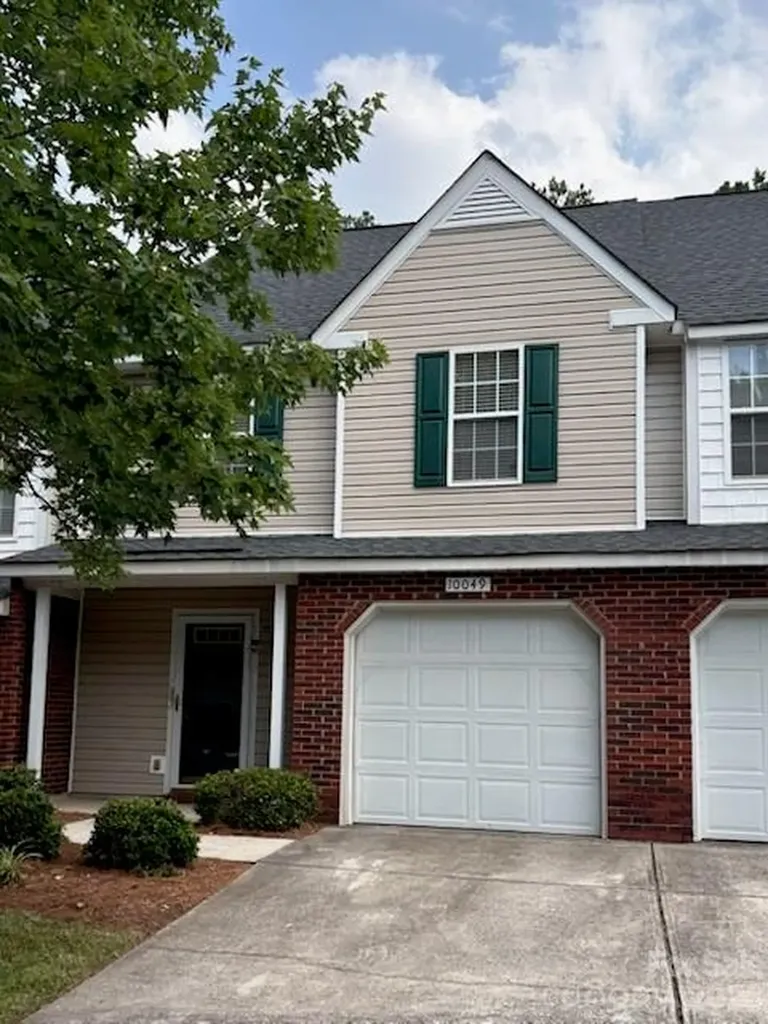 10049 University Park Lane Charlotte NC 28213