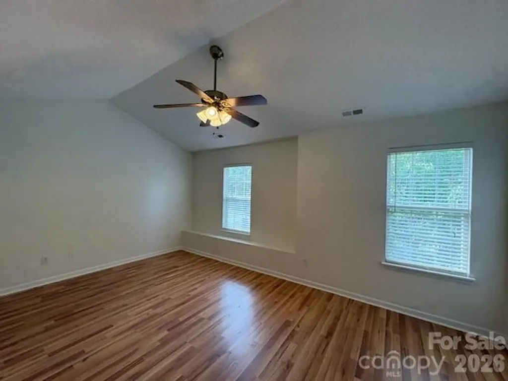 10049 University Park Lane Charlotte NC 28213